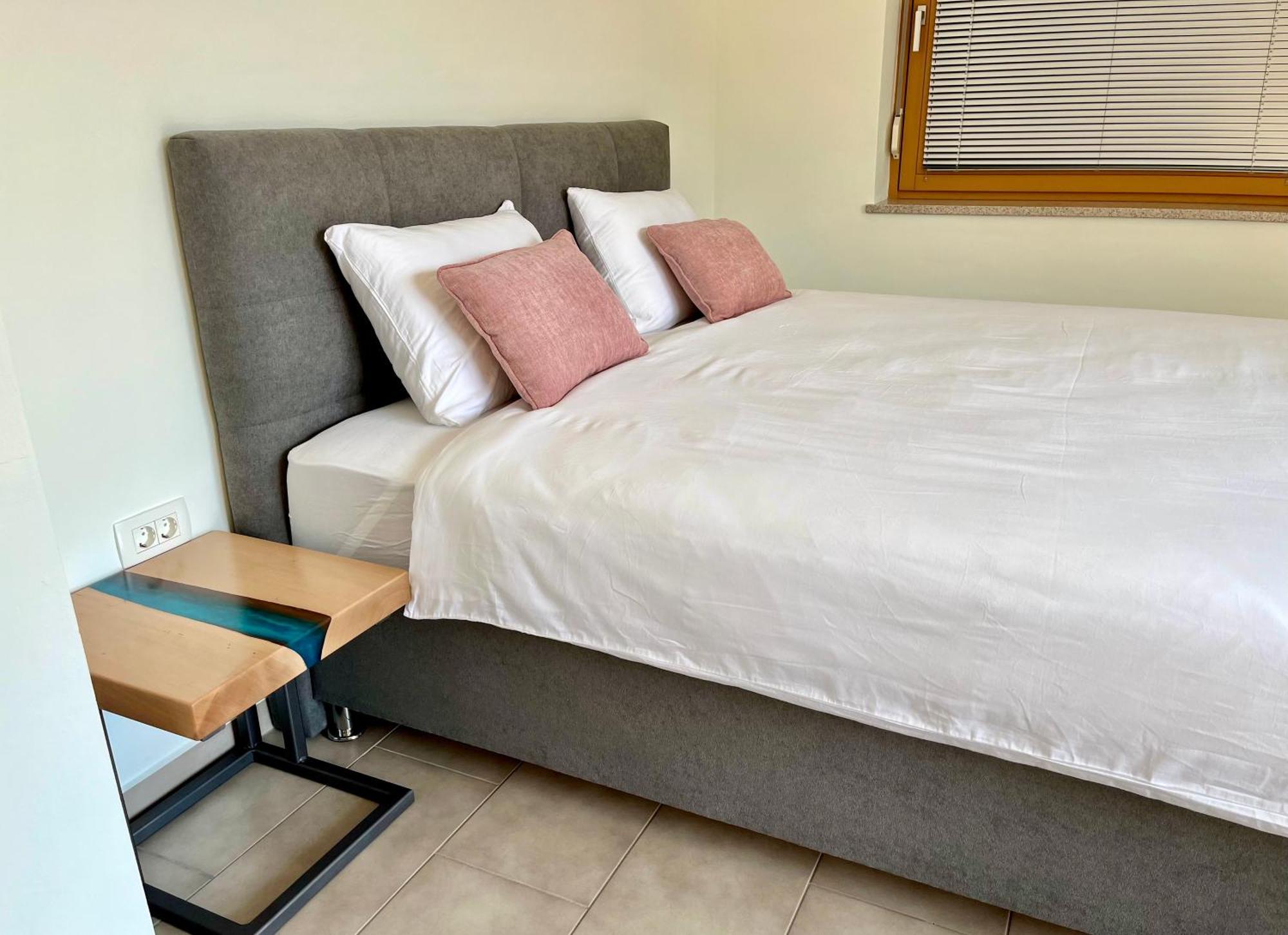 Cozy & Chic - Apartment With A Private Patio Kobarid Zewnętrze zdjęcie